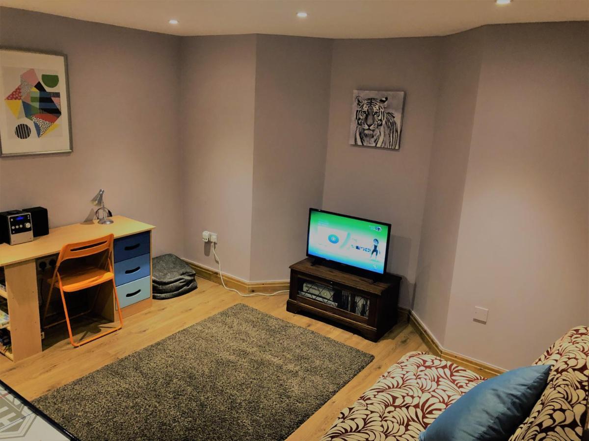 Tarporley Holiday Cottage Zewnętrze zdjęcie